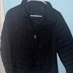 Eddie Bauer Women's Black Puffer Jacket.   Very confty jacket
